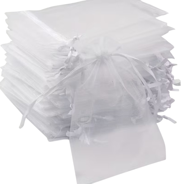 Woreczek z Organzy 10 x 15 cm Biały opakowanie na prezenty upominki.png