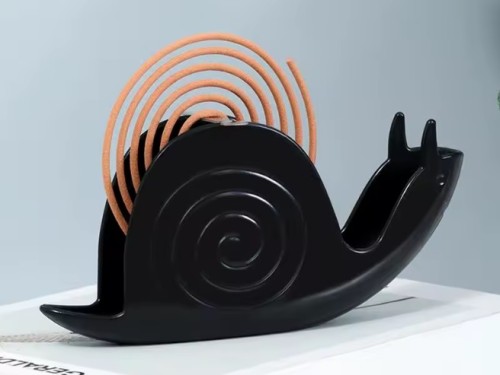 Czarny stojak na kadzidełka ślimak - uchwyt na spirale na komary  (1).jpg