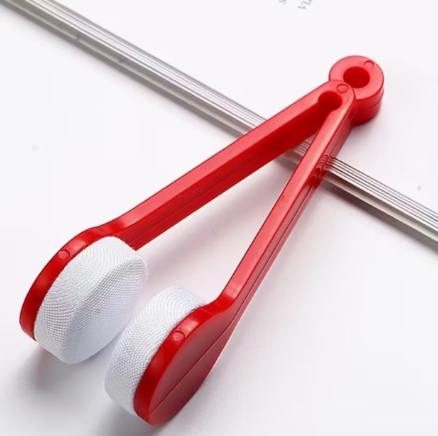 Czyścik do okularów z mikrofibry - szybkie czyszczenie szkieł bez smug  (2).jpg