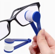 Niebieski czyścik do okularów - mikrofibra do szkieł bez smug  (1).jpg