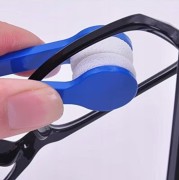 Niebieski czyścik do okularów - mikrofibra do szkieł bez smug  (2).jpg