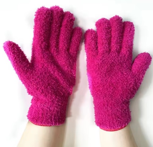 Rękawiczki z mikrofibry do kurzu i roślin - łapki do sprzątania  (1).jpg