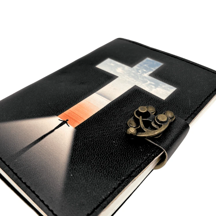 Notes skórzany z krzyżem - dziennik modlitw i elegancki pamiętnik  (6).png