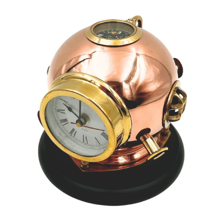 Zegar biurkowy hełm nurka mosiężny - marynistyczna dekoracja vintage  (3).png