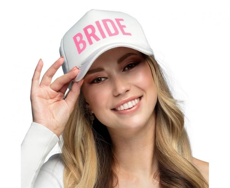 Biała czapka z daszkiem Bride na wieczór panieński - Czapka dla Panny Młodej