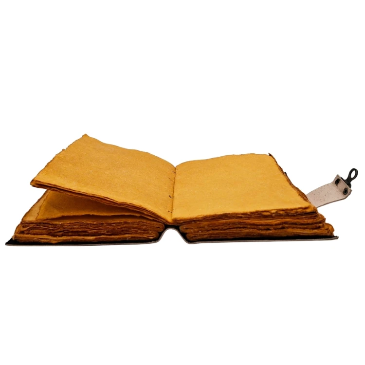 Skórzany-notes-retro-z-motylem-elegancki-pamiętnik-200-stron  (6).jpg