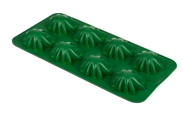 ice-cube-tray-cannabis-leaf-image-5.png