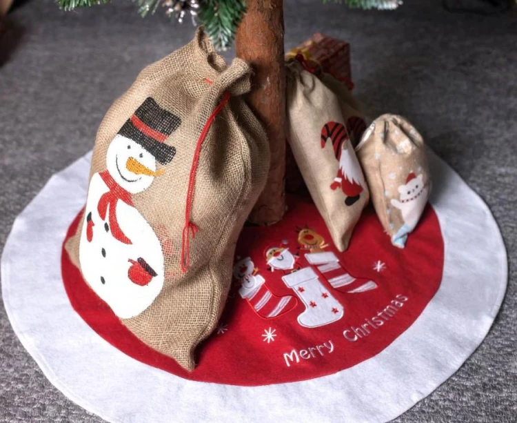 Czerwona mata pod choinkę 80 cm - spódniczka pod choinkę Merry Christmas