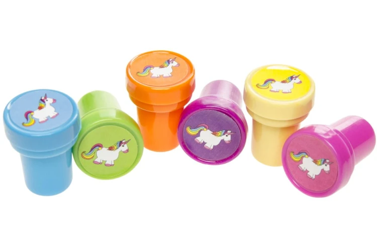 Plastikowe stemple - jednorożce dla dzieci różne wzory mix Pieczątki  (2).jpg