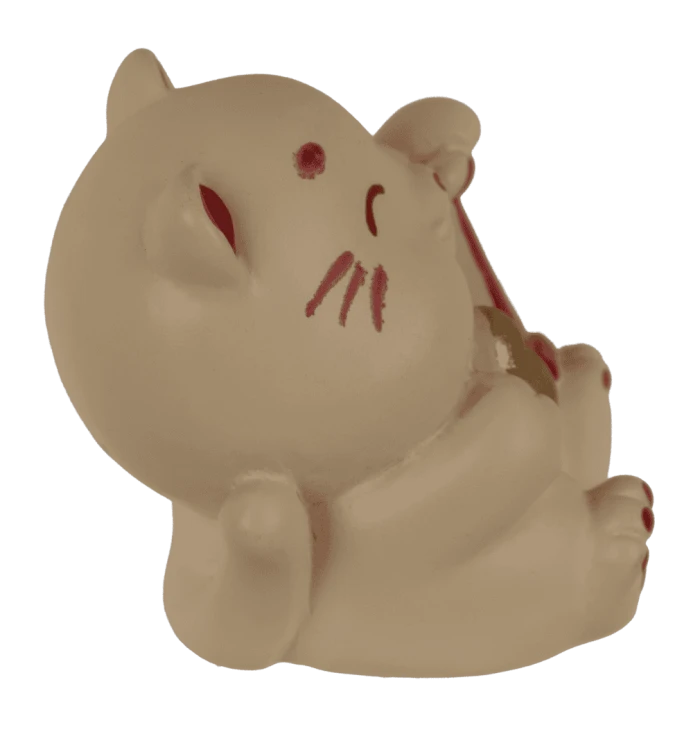 Figurka-Szczęśliwy-Kot-w-saszetce-kocia-niespodzianka-Maneki-Neko  (12).png