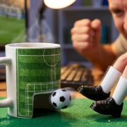 KUBEK KIBICA Football PIŁKA NOŻNA bramka piłka but (2).png