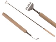 DRAPACZKA DO PLECÓW z drewnianą rączką ROZKŁADANA 1.jpg