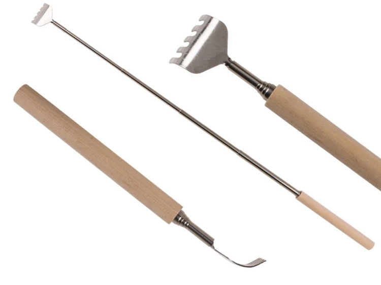 DRAPACZKA DO PLECÓW z drewnianą rączką ROZKŁADANA 1.jpg