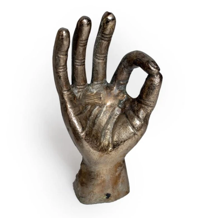 FIGURKA dekoracyjna PERFECT - metal OK ciężka .jpg