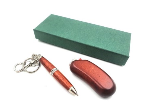 ZAPALNICZKA I DŁUGOPIS w pudełku prezentowym ETUI 2.jpg