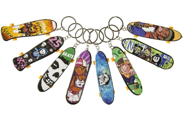 Brelok deskorolka Breloczek Skatera mix wzorów (2).jpeg