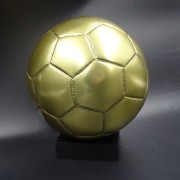 Statuetka Złota piłka nożna Figurka Metal Trofeum (3).jpg
