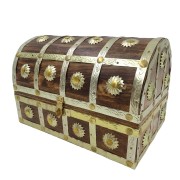 Szkatułka drewniana metalowymi zdobieniami Pudełko (1).jpg