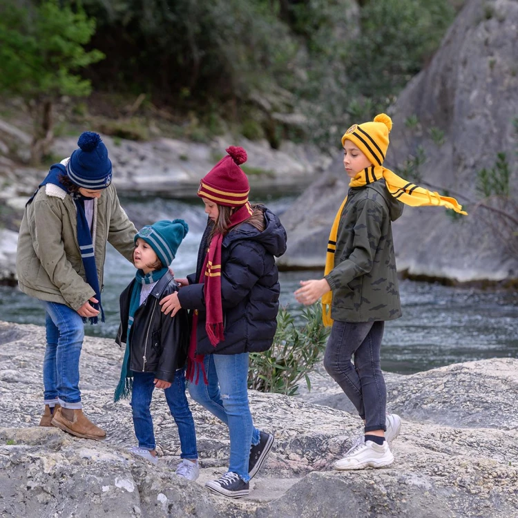 Czapka Szalik Harry Potter Gryffindor 4-8 lat 53cm (6).jpg