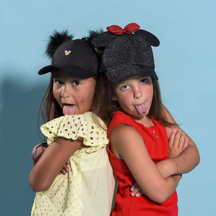 Czapka z daszkiem Myszka Minnie kokardka 6-14 lat (5).jpg