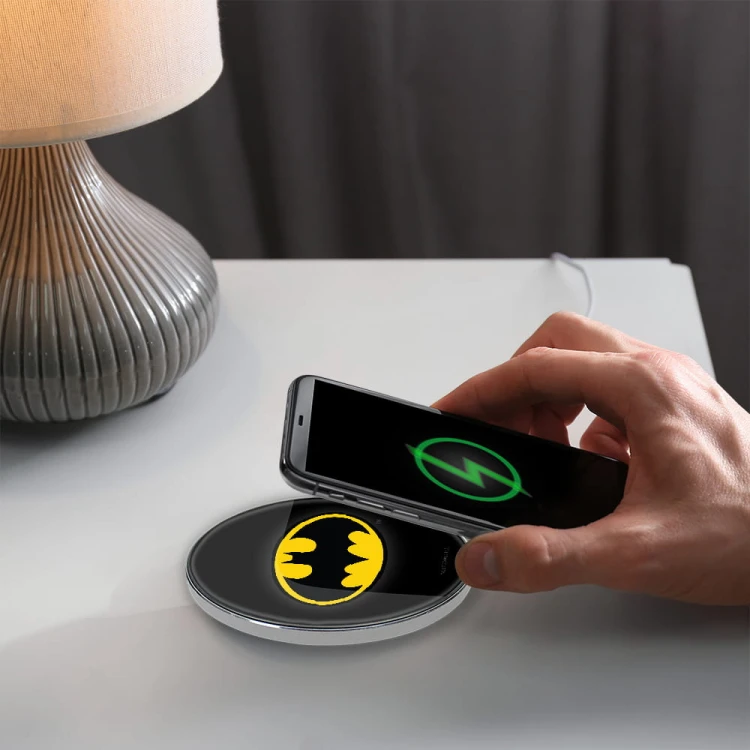 Ładowarka indukcyjna Harley Batman DC Comics (5).jpg