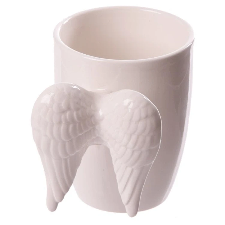 Kubek ze skrzydłami anioł 3D duży 380ml Walentynki (1).jpg