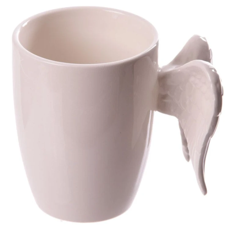 Kubek ze skrzydłami anioł 3D duży 380ml Walentynki (3).jpg