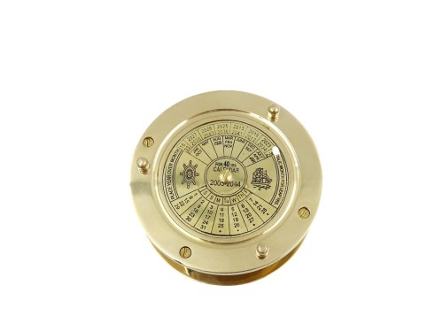 Turystyczny Kompas z Lupą i kalendarzem 40-letnim (2).jpg