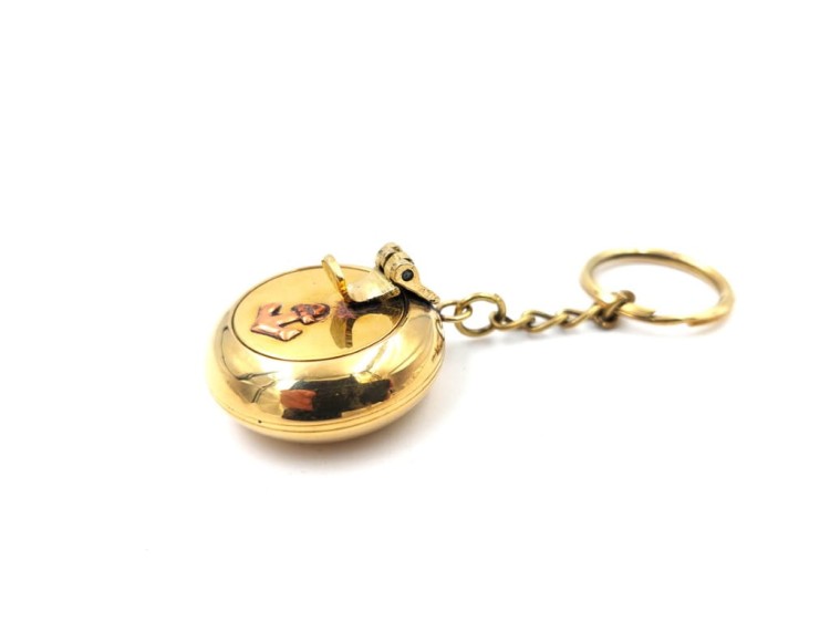 Popielniczka brelok Mosiądz podręczna dla palacza  (1).jpg