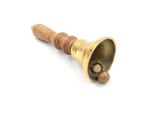 Dzwonek z rączką Ręczny dzwoneczek mosiądz drewno  (2).jpg