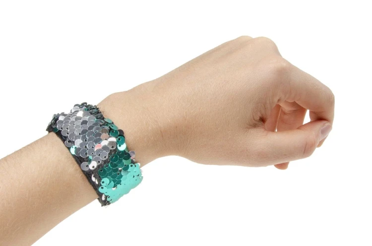 Bransoletka zatrzaskowa z cekinami - mix kolorów  (3).jpeg