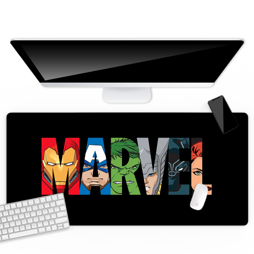 Mata Podkładka na biurko Marvel napis 80x40 cm  (1).png
