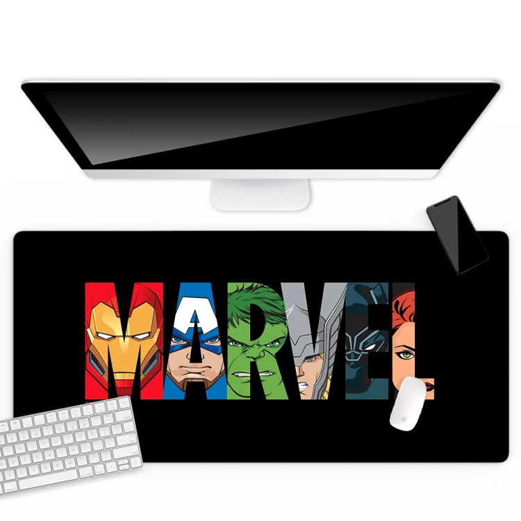 Mata Podkładka na biurko Marvel napis 80x40 cm  (1).png