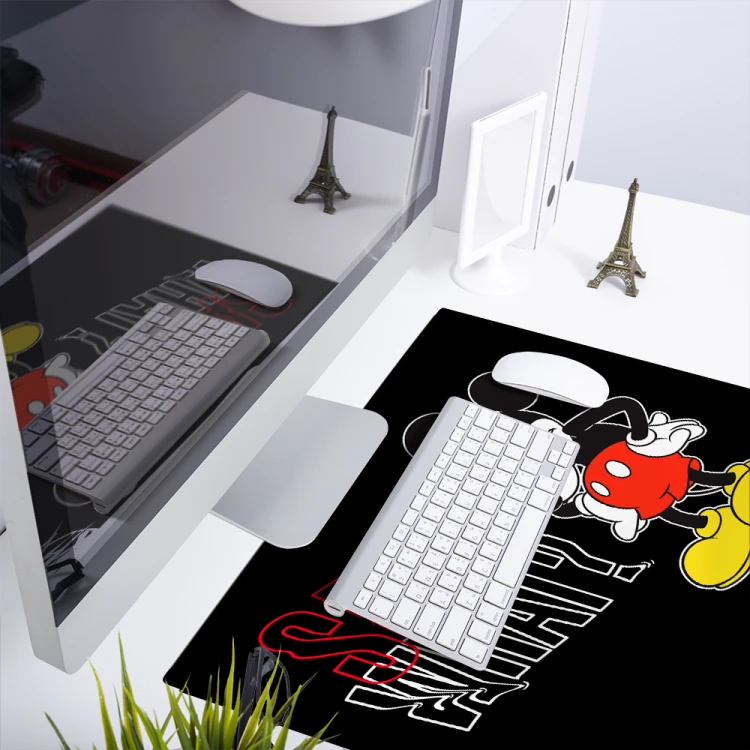 Mata Podkładka na biurko Disney Myszka Miki 50x45  (5).png