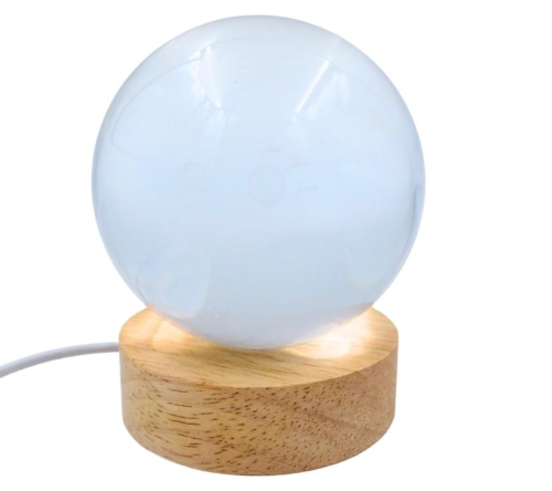 Kryształowa kula na podstawie drewnianej Księżyc LED podświetlana  (1).png