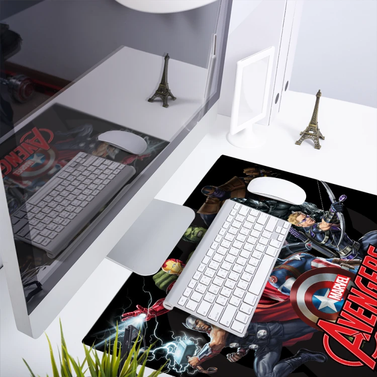 Mata na biurko Podkładka ochronna 50x45 cm Marvel Avengers V  (3).png