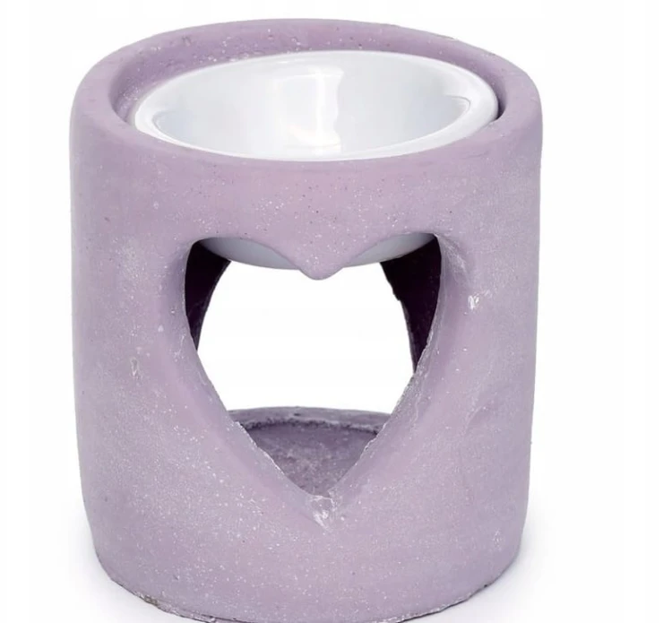 Ceramiczny kominek do olejków serce zapachowych .jpg