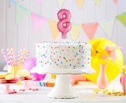 Balon foliowy 13 cm na patyczku Cyfra 8 różowa