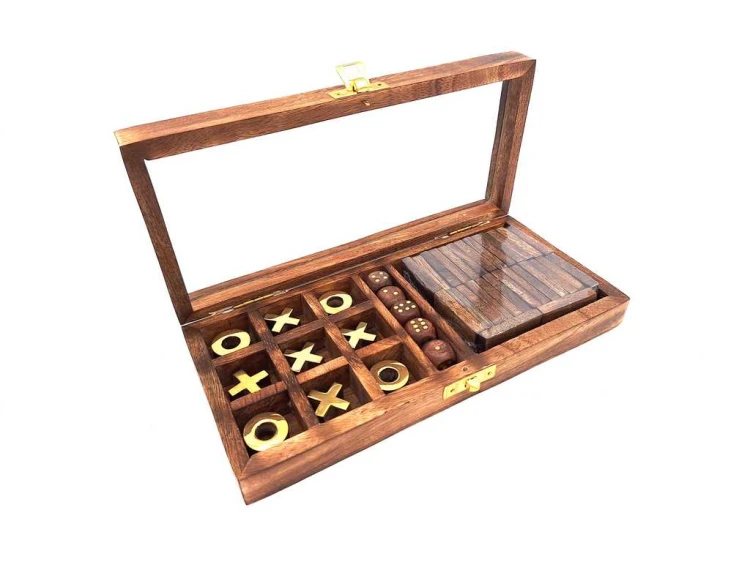 Zestaw Gier - Domino, Kości, Kółko i Krzyżyk w Pudełku ze Szklanym Topem  (2).jpg