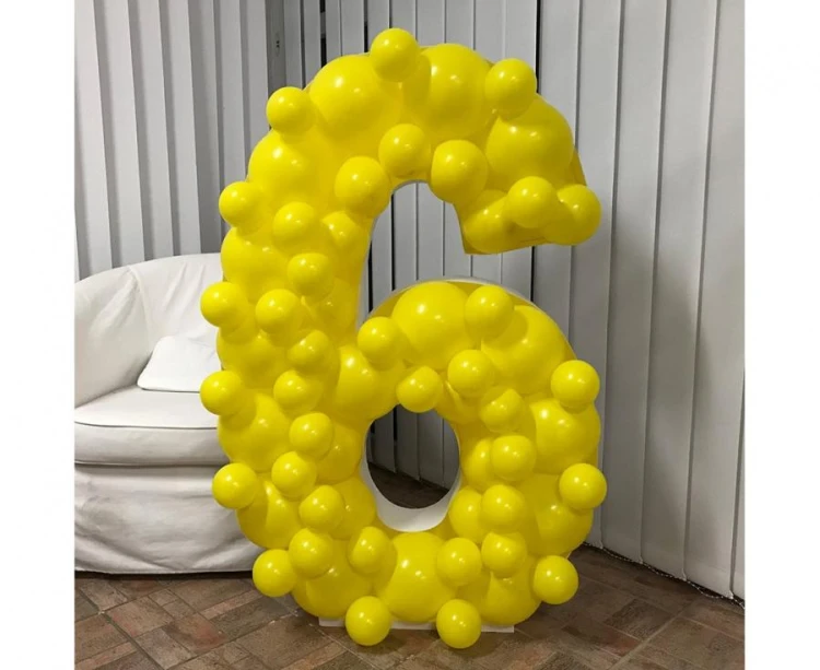 Szablon do wypełniania balonami - cyfra 6