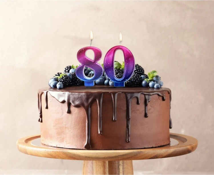 Świeczka urodzinowa cyferka 8 cyfra 8 na tort Night Sky metaliczna 8 cm