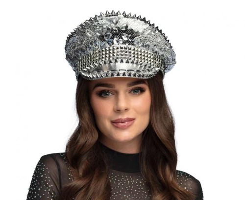 Czapka Srebrna z Daszkiem Ćwiekami Błyszcząca Glam Rock Przebranie Karnawał