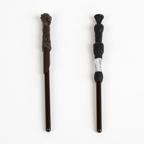 Długopis Harry Potter Zestaw Różdżek Magia Pisania w Twoich Rękach  (1).jpg