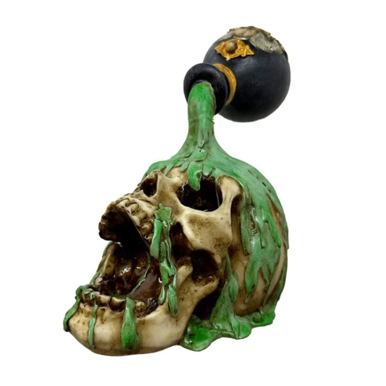 Krzycząca Czaszka z Zieloną Trucizną Figurka dekoracyjna na Halloween .jpg