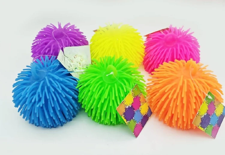 Puszysta Piłka Gumowa 15 cm mix kolorów Śmieszna Antystresowa  (1).jpg