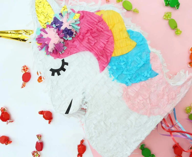 Piniata Jednorożec na Sznurki – Urodzinowa Zabawa dla Najmłodszych