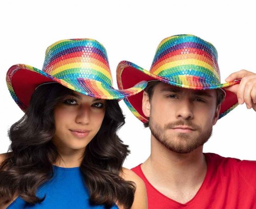Kapelusz kowboja tęczowy – kolorowy dodatek na letnie imprezy