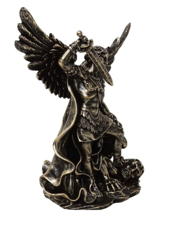 Figurka Archanioła Michała walczącego ze smokiem – symbol zwycięstwa dobra  (2).jpg