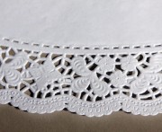 Serwetki dekoracyjne białe 28x41 cm – 100 szt., papierowe