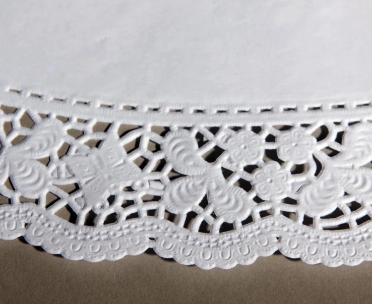 Serwetki dekoracyjne białe 28x41 cm – 100 szt., papierowe